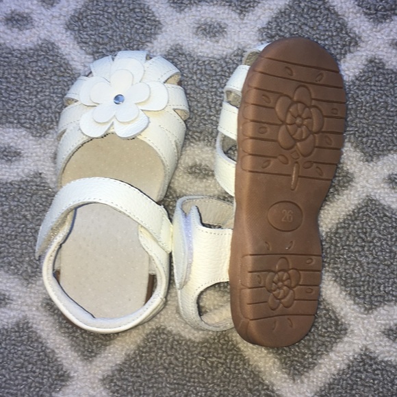NWOT White leather sandals, toddler 8 - Picture 4 of 5